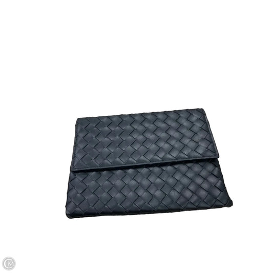 Clutch By Urban Expressions, Size: Medium