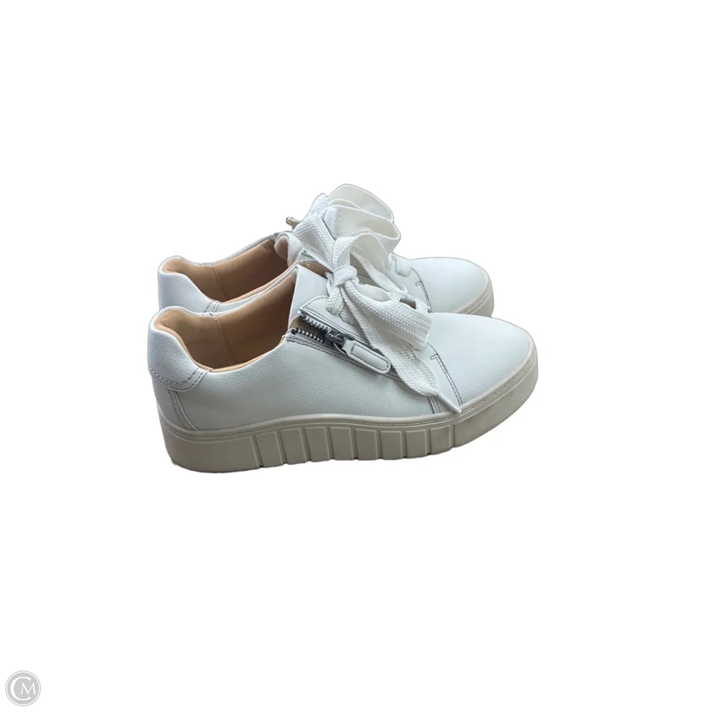 Shoes Sneakers By Clarks In White, Size: 7.5