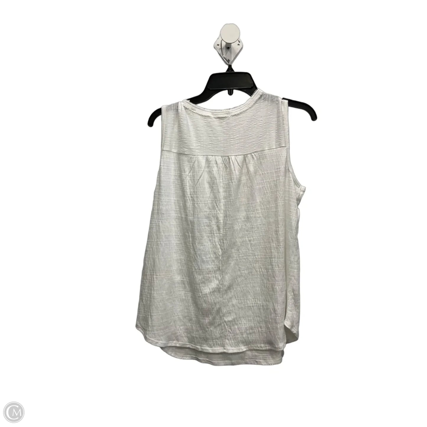Top Sleeveless By Max Studio In White, Size: 1x