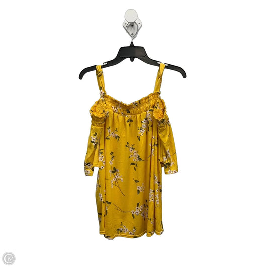 Top Short Sleeve By Melloday In Yellow, Size: 1x