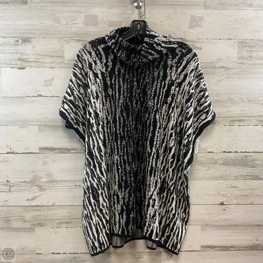 Poncho By Ming Wang In Black & White, Size: S/ M
