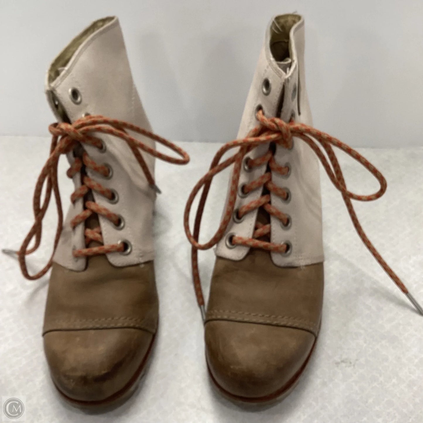 Boots Ankle Heels By Sorel In Beige, Size: 9.5