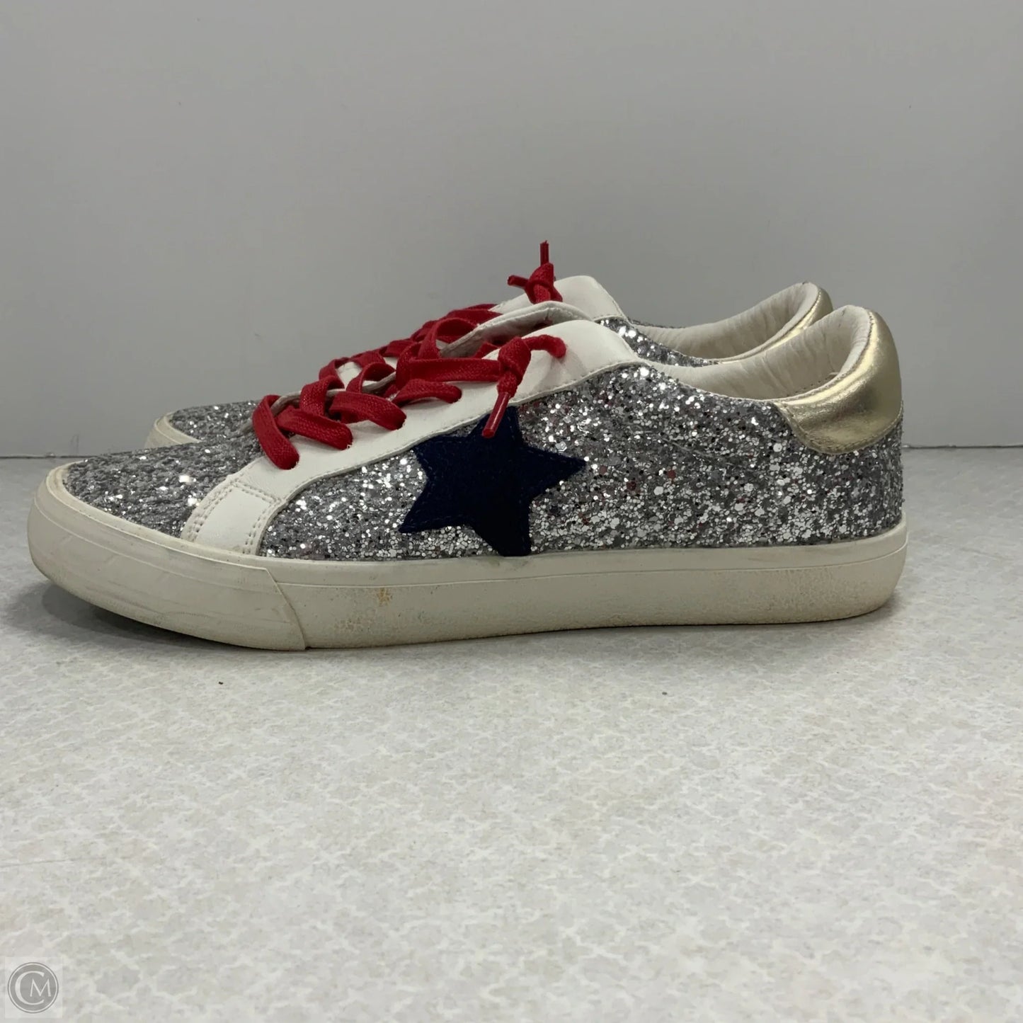 Shoes Flats By Vintage In Silver, Size: 9