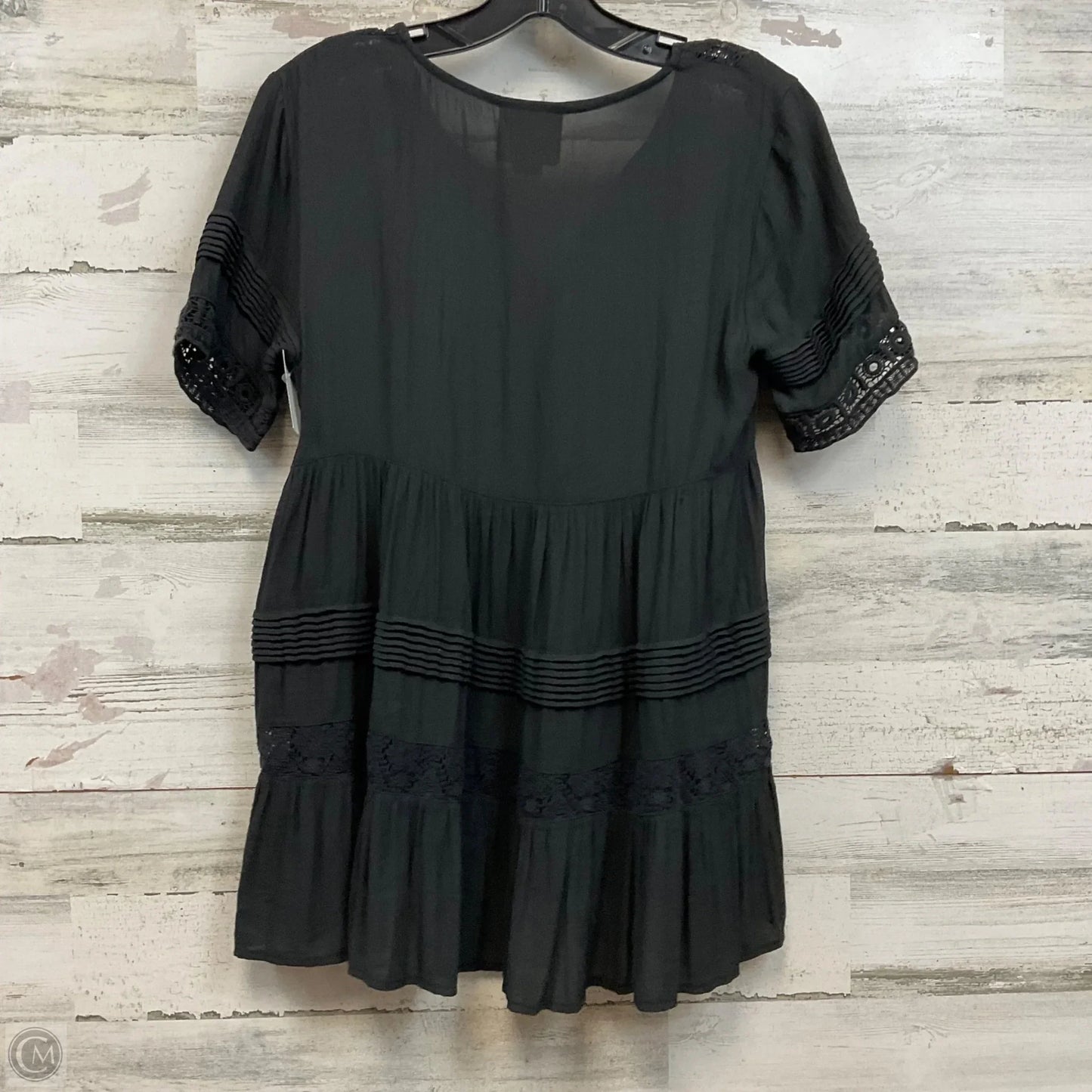 Top Short Sleeve By Maeve In Black, Size: S