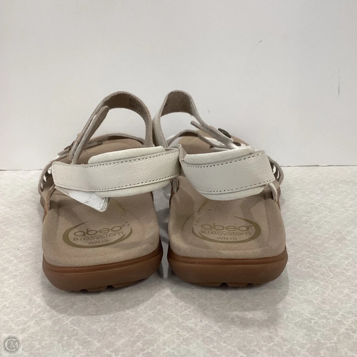 Sandals Flats By Abeo In White, Size: 10