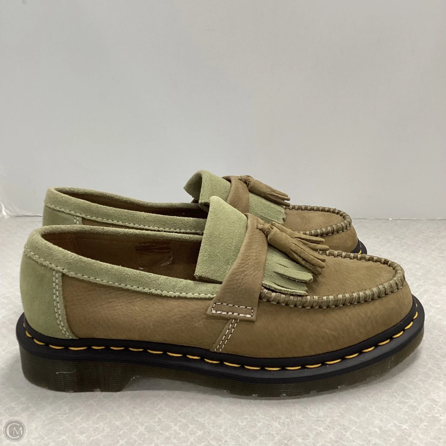 Shoes Flats By Dr Martens In Green, Size: 7