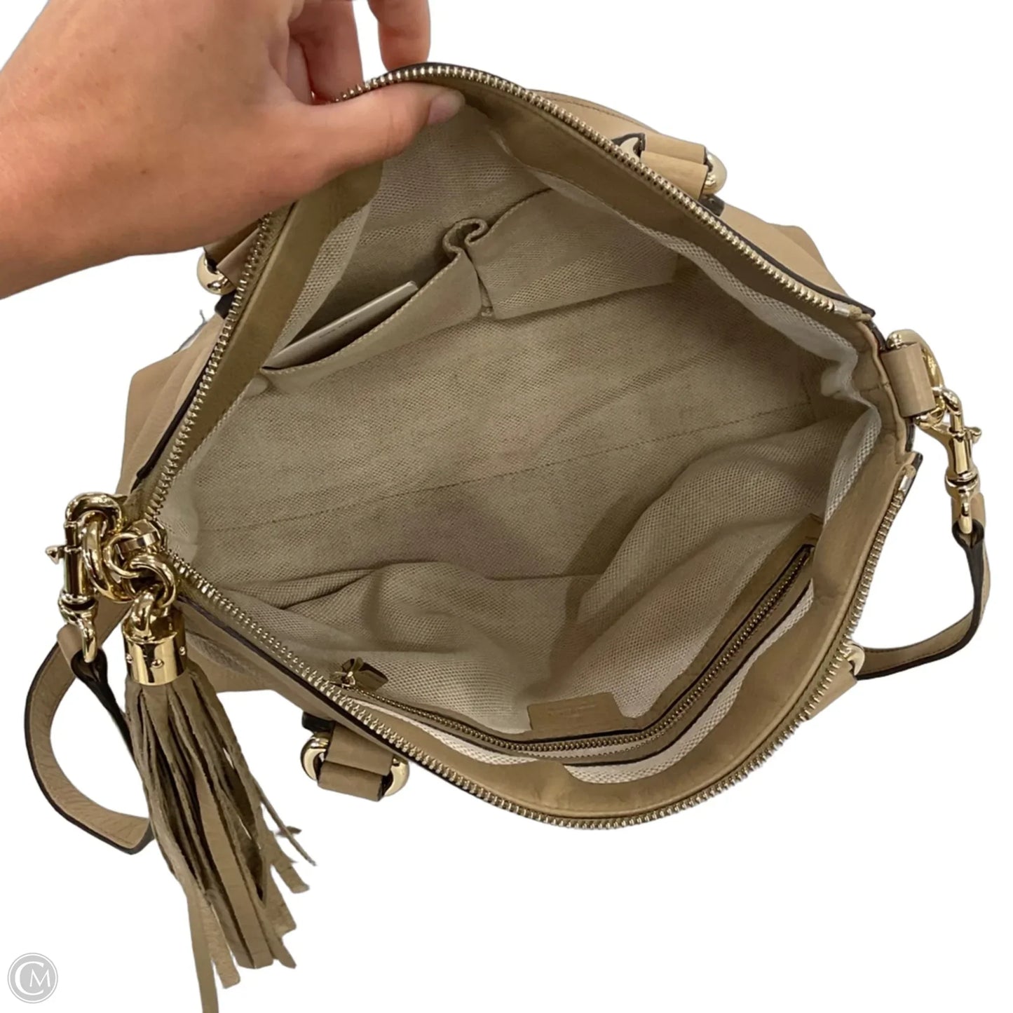 Handbag Luxury Designer By Gucci, Size: Medium