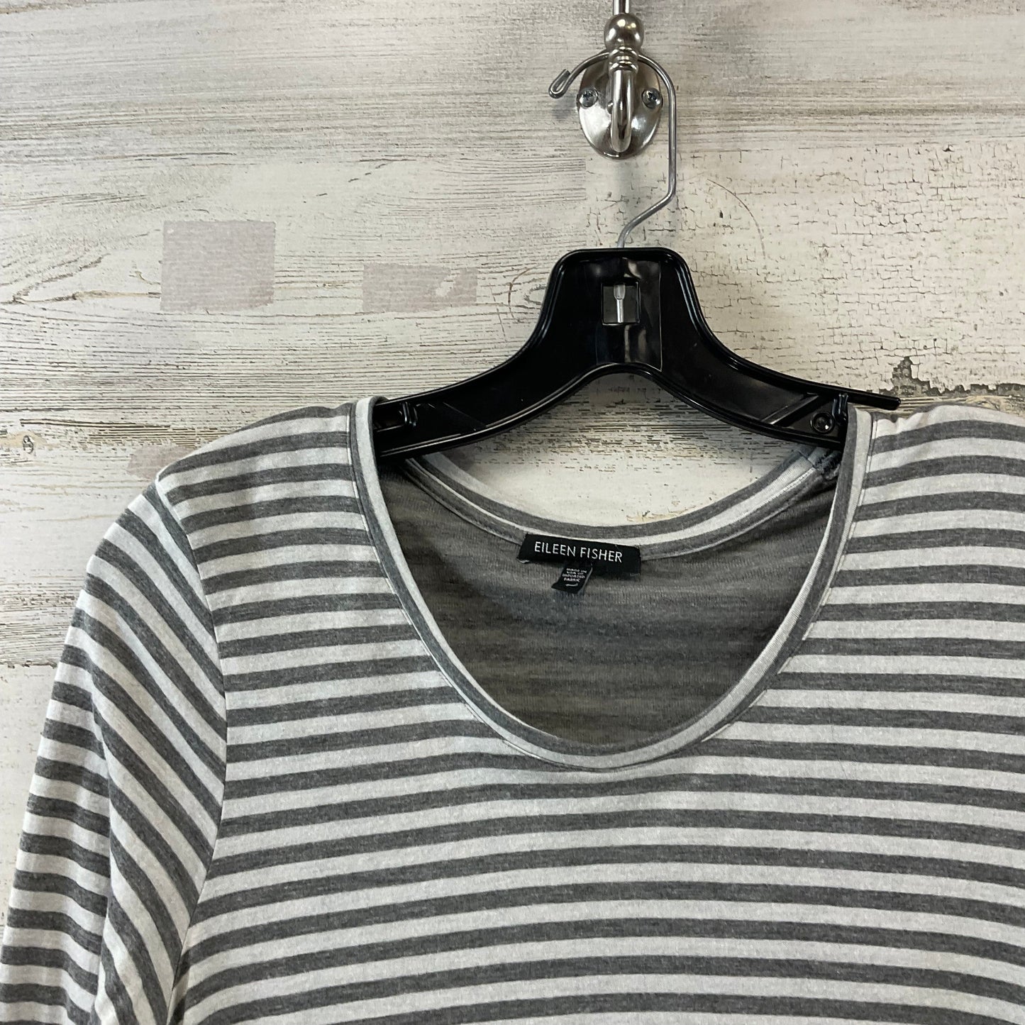 Top Long Sleeve By Eileen Fisher In Grey, Size: L
