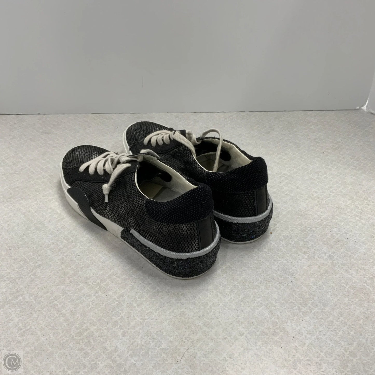 Shoes Sneakers By Dolce Vita In Black, Size: 6.5