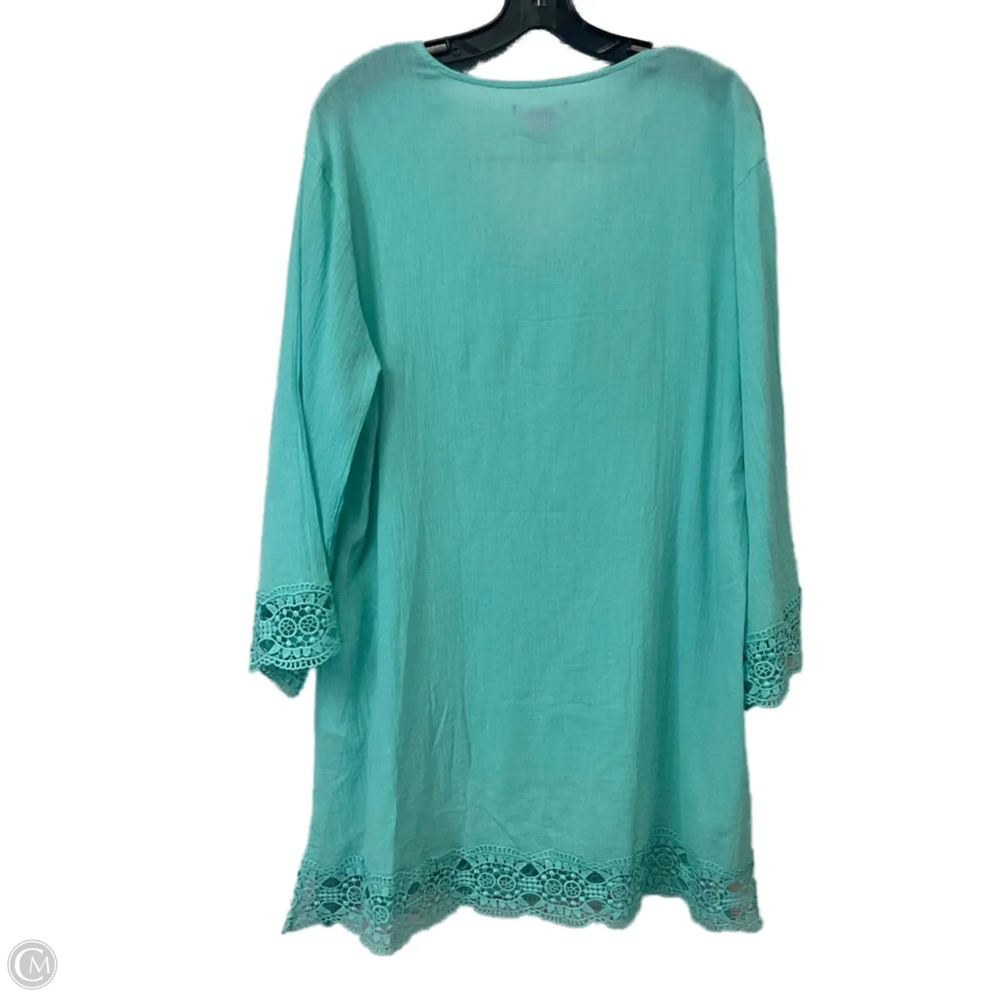 Top Long Sleeve By Isaac Mizrahi In Green, Size: L