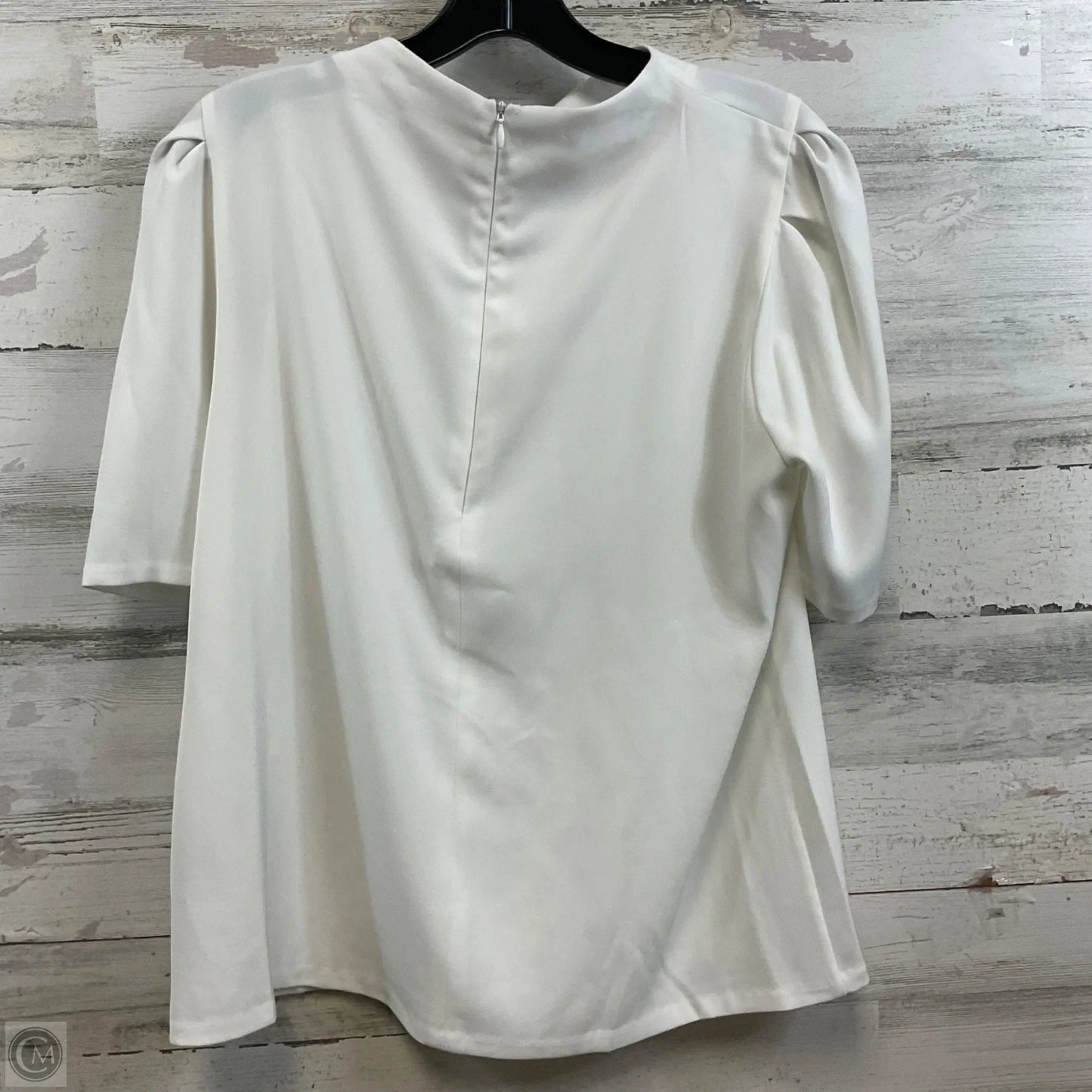 Blouse Short Sleeve By Calvin Klein In White, Size: L
