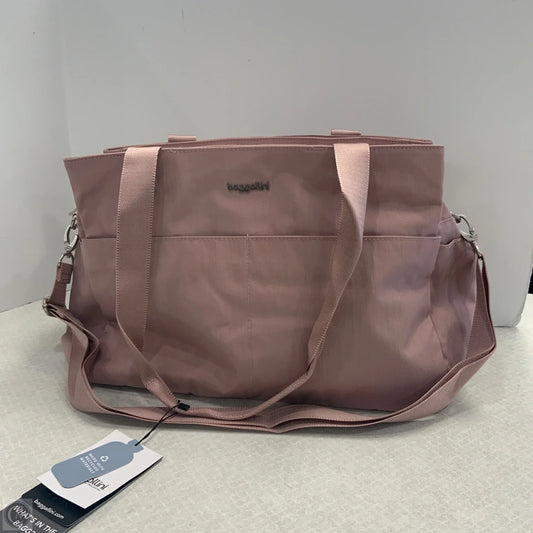Handbag By Baggallini, Size: Medium
