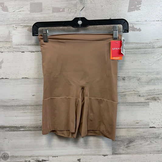 Athletic Shorts By Spanx In Brown, Size: L