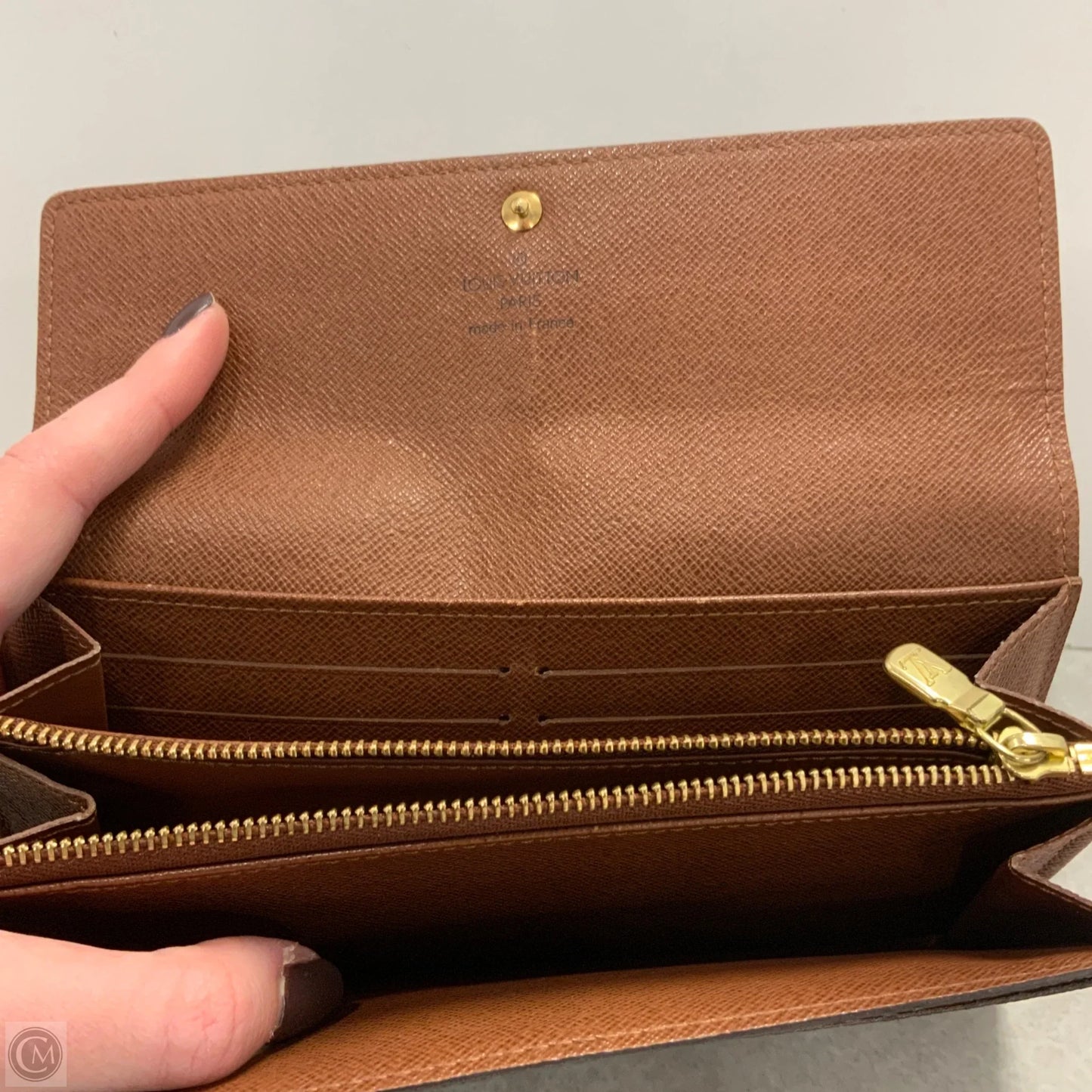 Wallet Luxury Designer By Louis Vuitton, Size: Medium