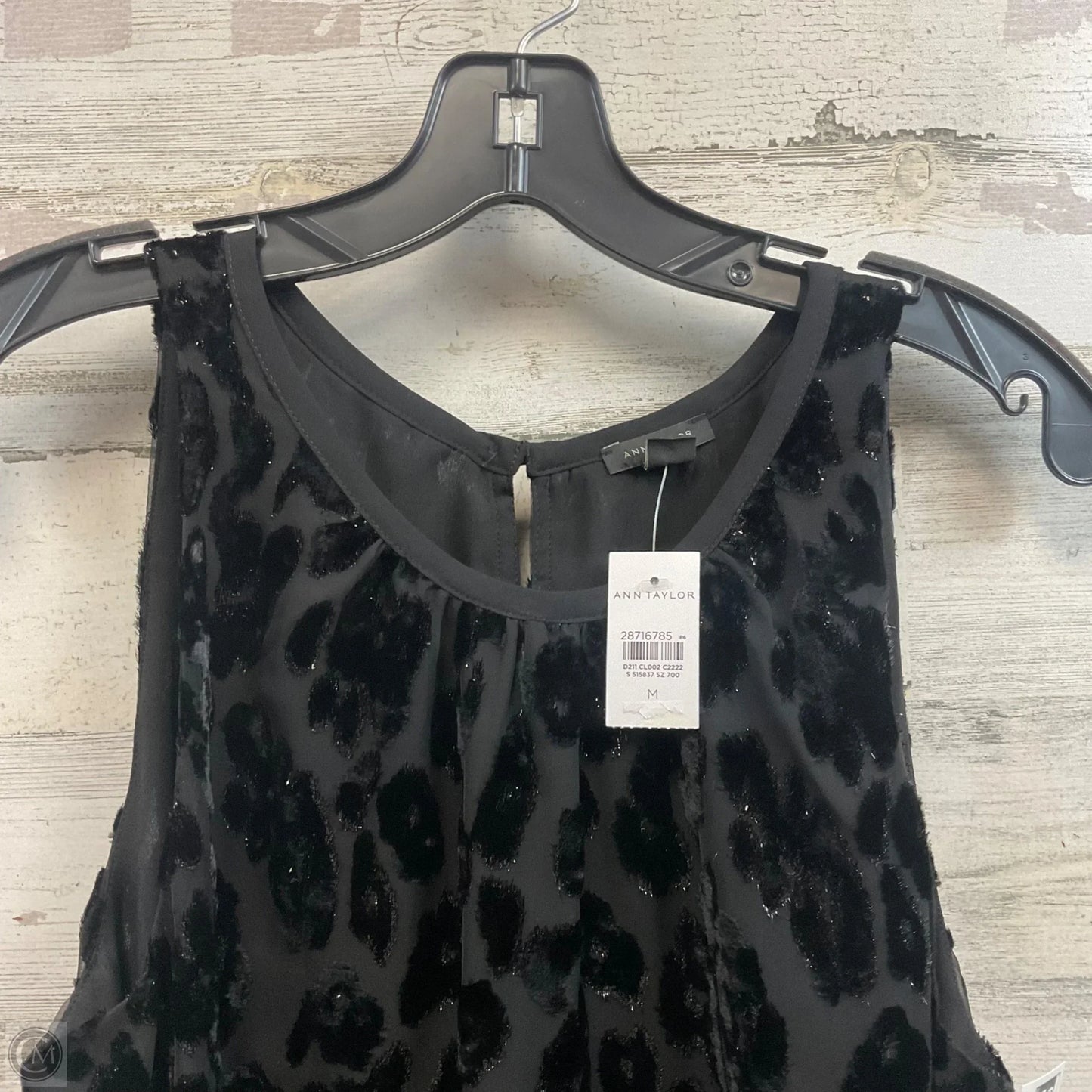 Blouse Sleeveless By Ann Taylor In Black, Size: M