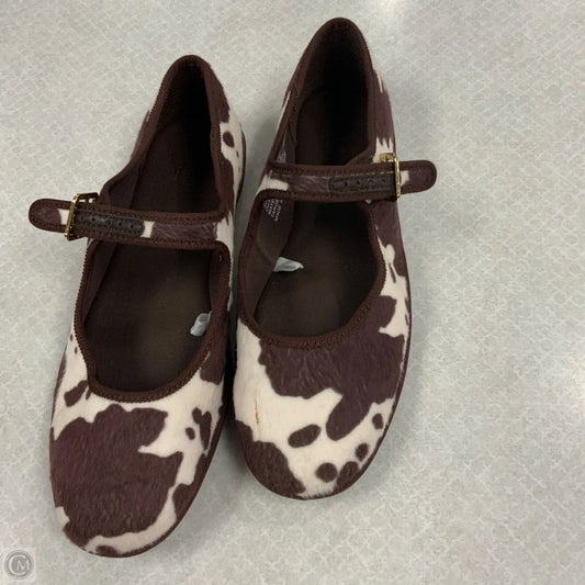 Shoes Flats By Universal Thread In Brown & Cream, Size: 8.5