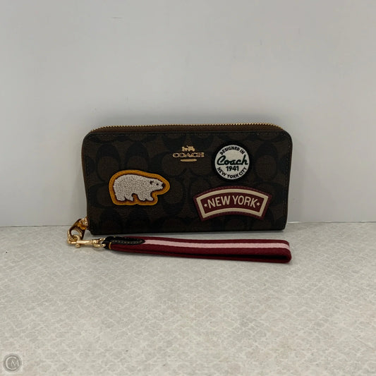 Wristlet Designer By Coach, Size: Medium