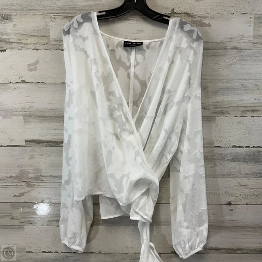 Top Short Sleeve By Lane Bryant In White