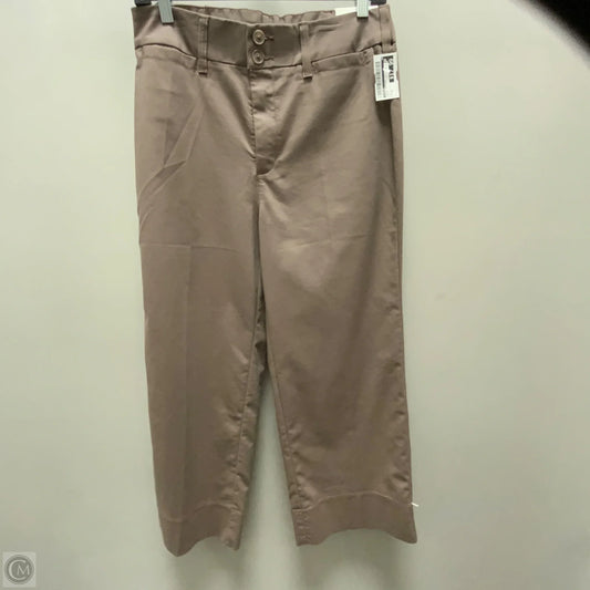 Pants Cropped By Chicos In Brown, Size: 6