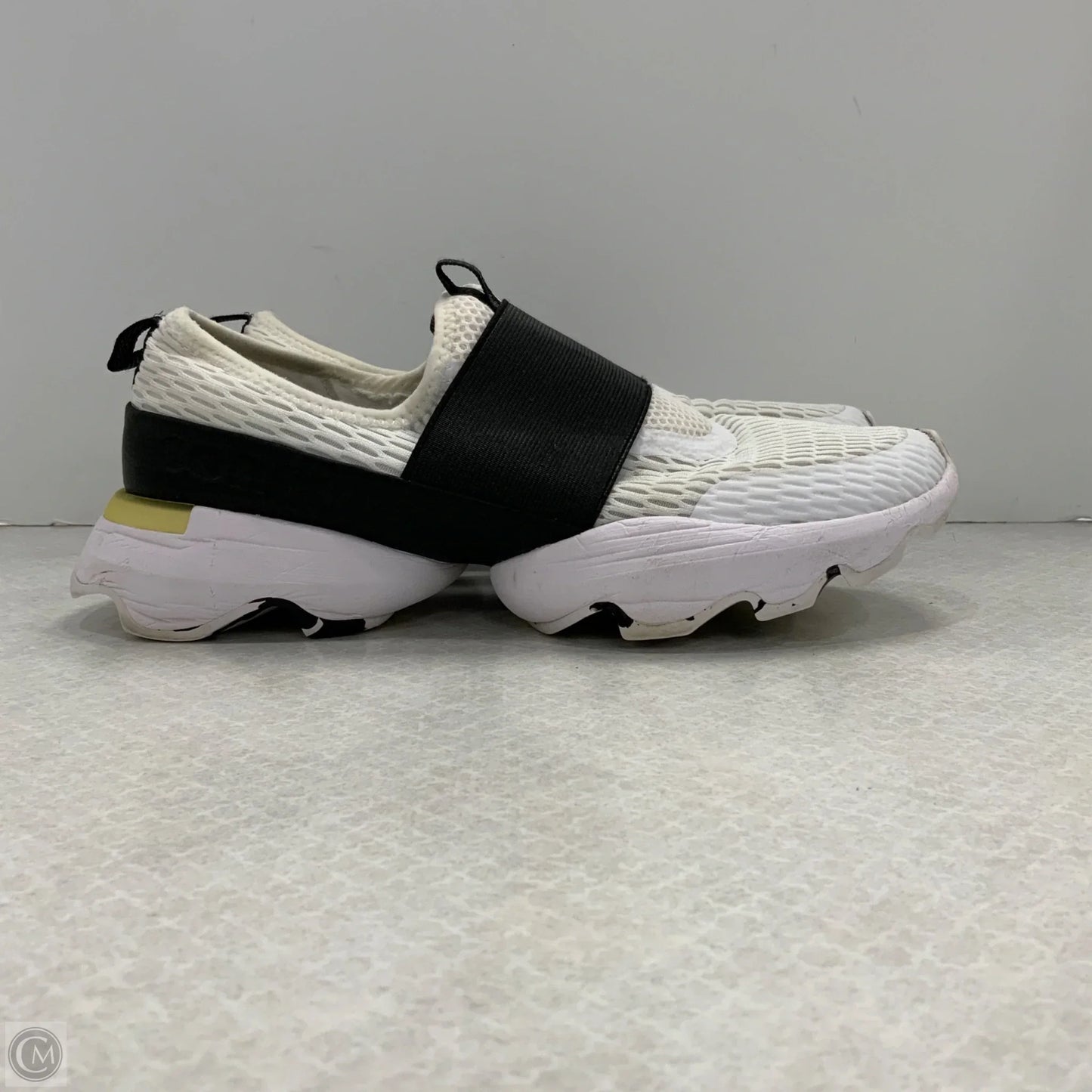 Shoes Sneakers By Sorel In White, Size: 8.5