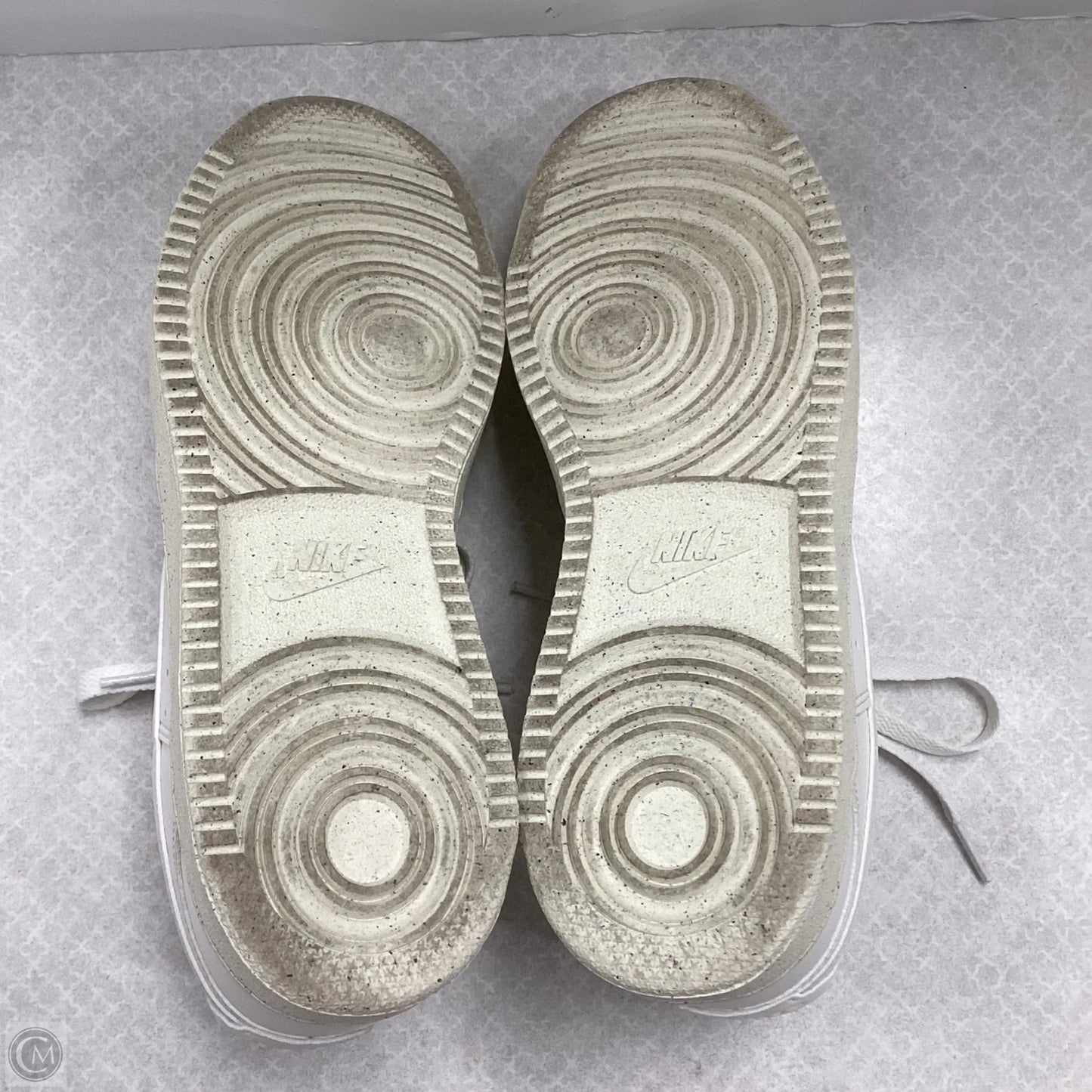 Shoes Athletic By Nike In White, Size: 8.5