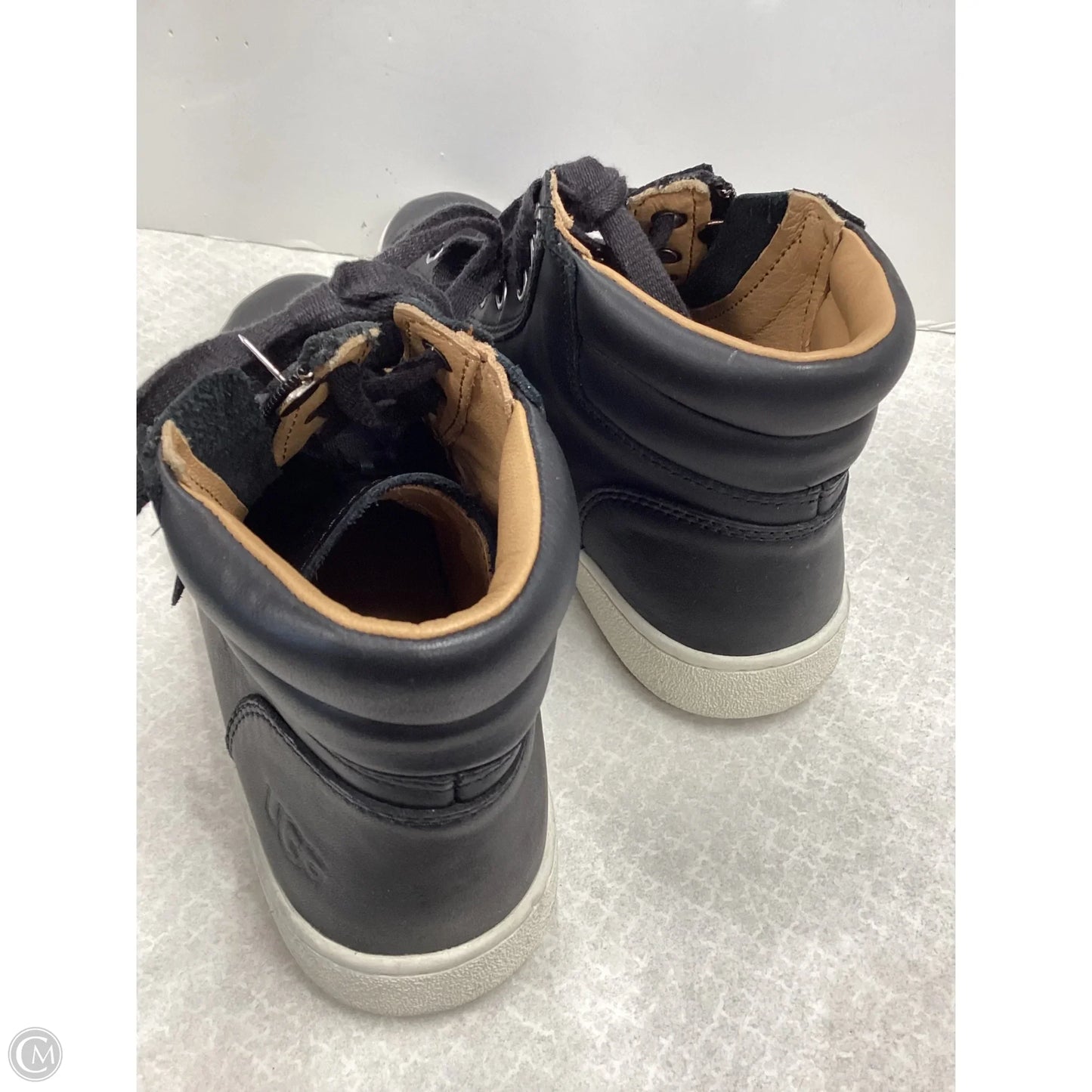 Shoes Sneakers By Ugg In Black, Size: 9