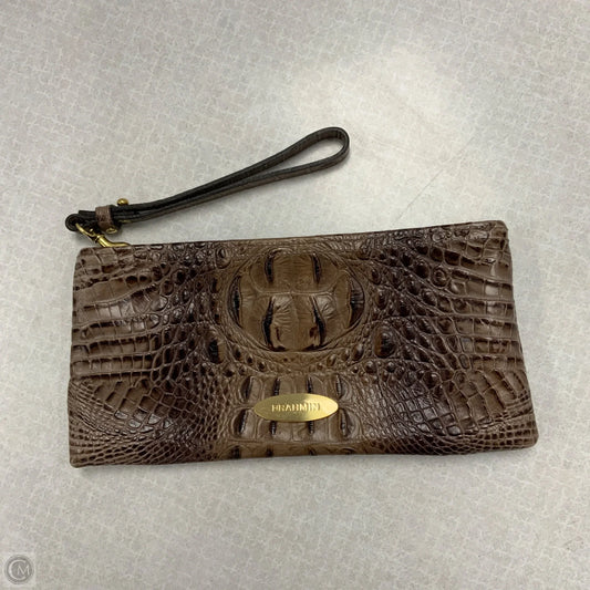 Wristlet Designer By Brahmin, Size: Large