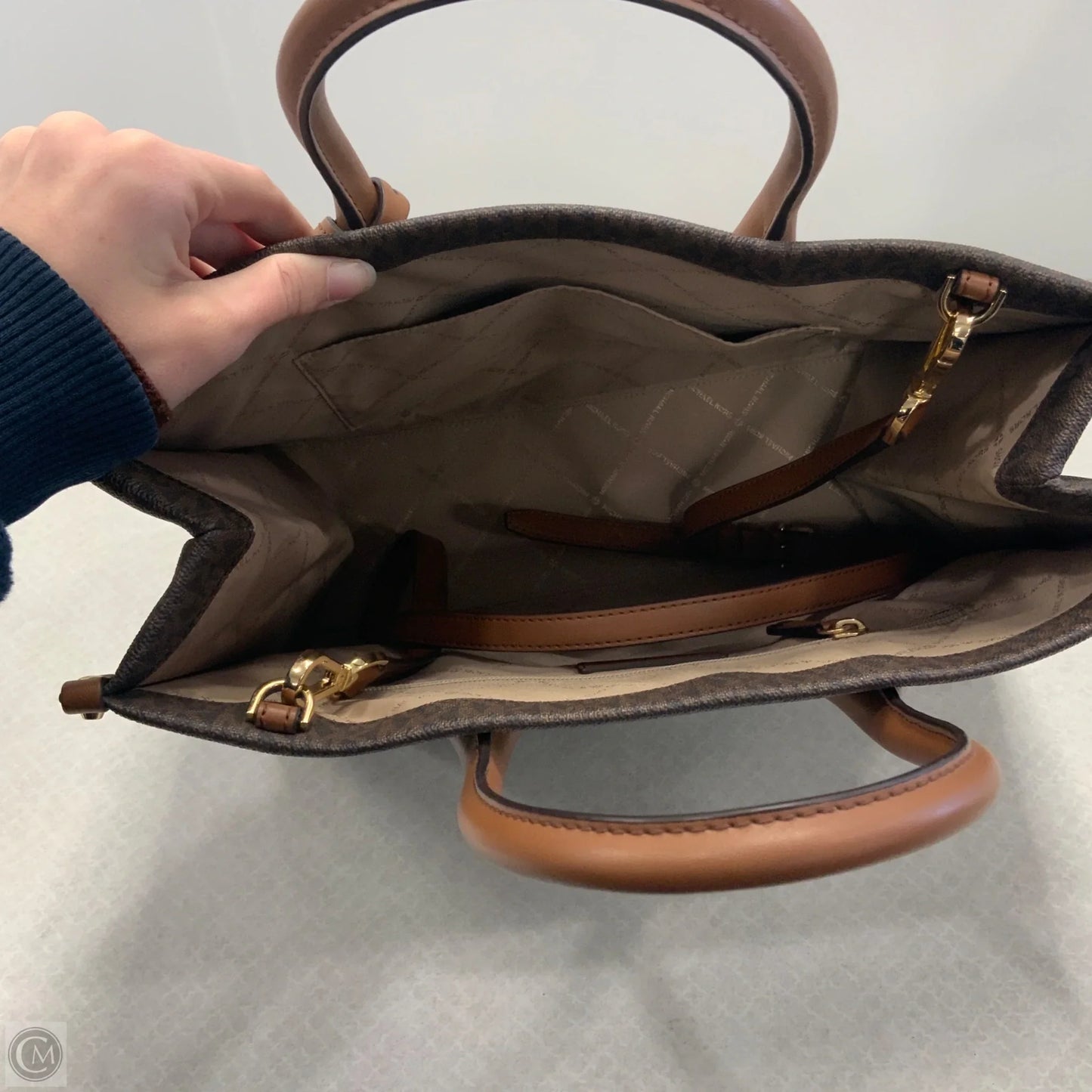 Handbag Designer By Michael Kors, Size: Large