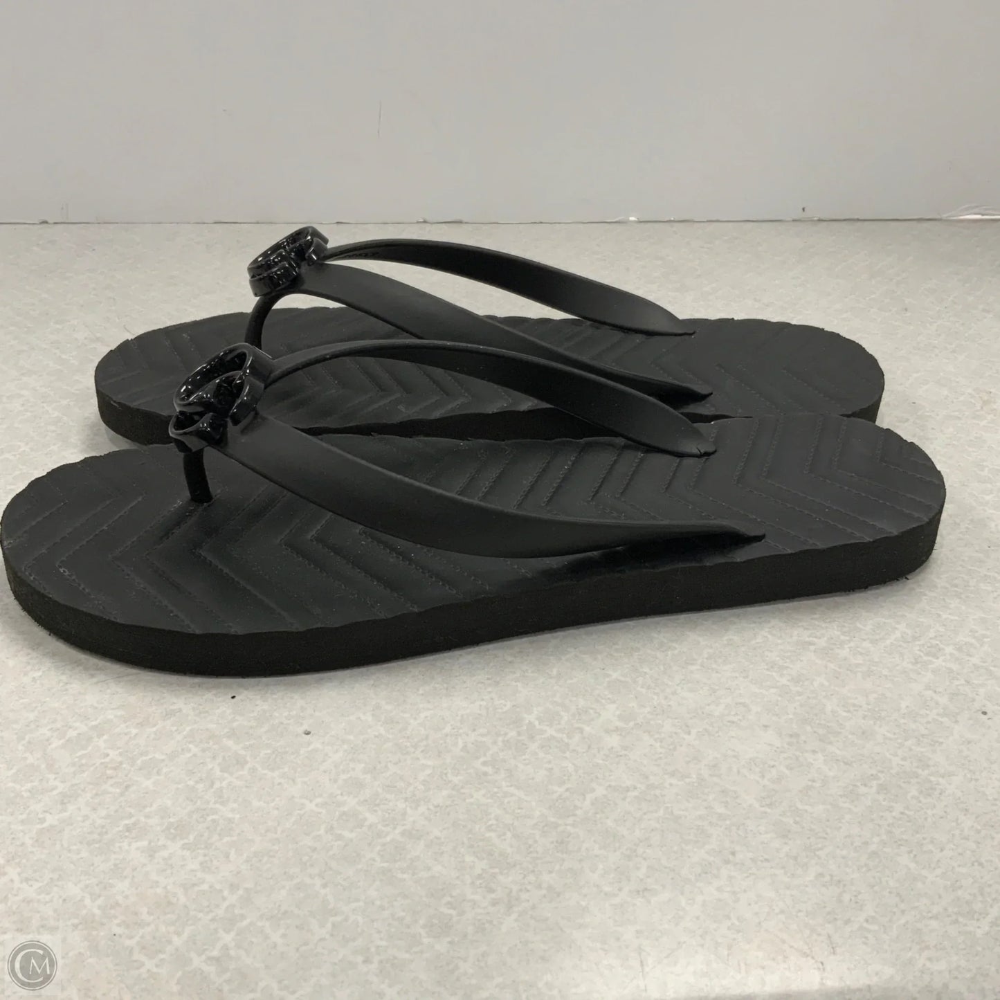 Sandals Luxury Designer By Gucci In Black, Size: 11