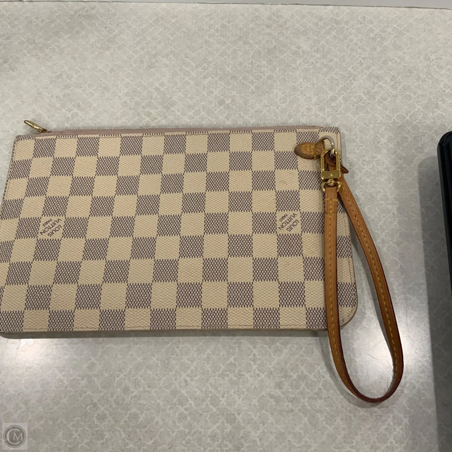 Wristlet Luxury Designer By Louis Vuitton, Size: Large