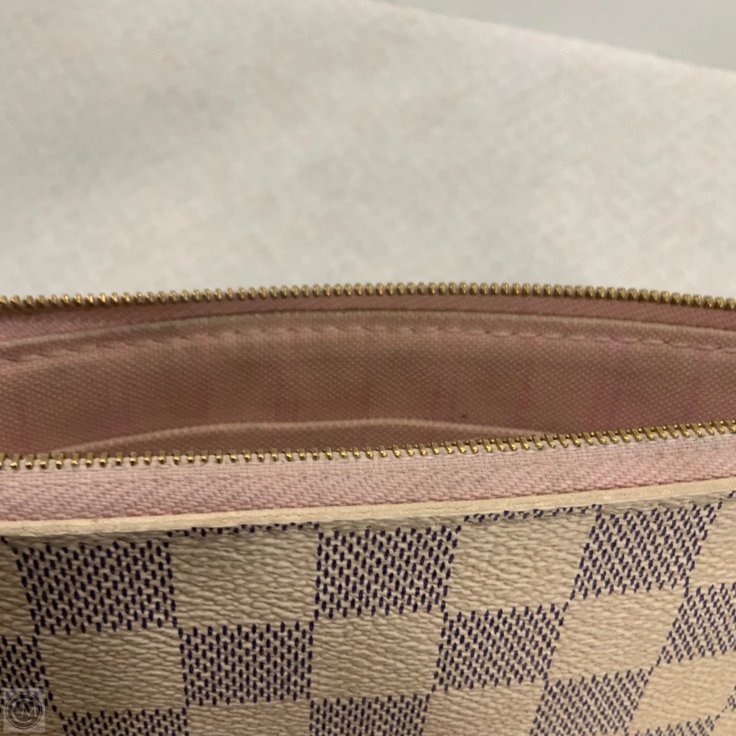 Wristlet Luxury Designer By Louis Vuitton, Size: Large