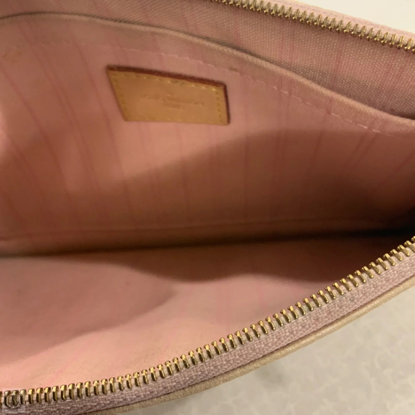 Wristlet Luxury Designer By Louis Vuitton, Size: Large