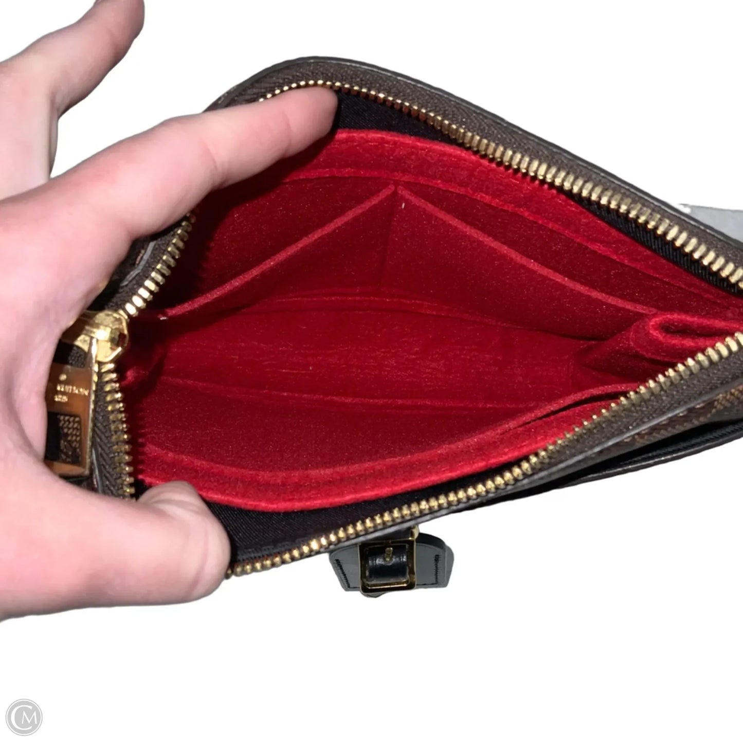 Crossbody Luxury Designer By Louis Vuitton, Size: Medium