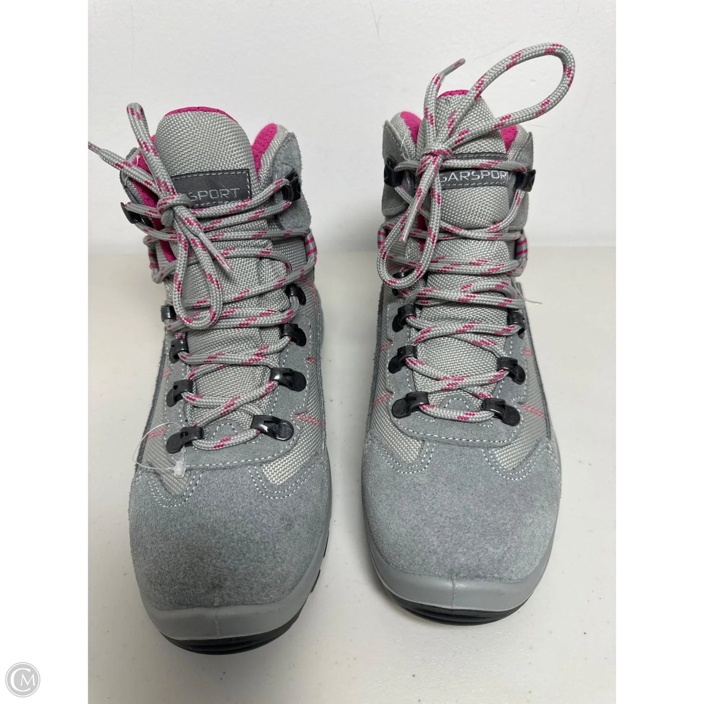 Boots Hiking By Clothes Mentor In Grey & Pink, Size: 6.5