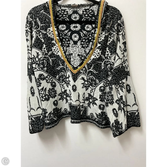 Top Short Sleeve By Free People In Black & Cream, Size: M