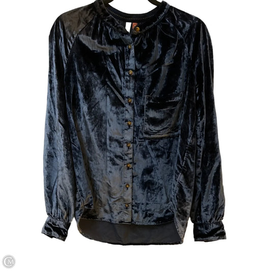 Top Long Sleeve By Pilcro In Navy, Size: M
