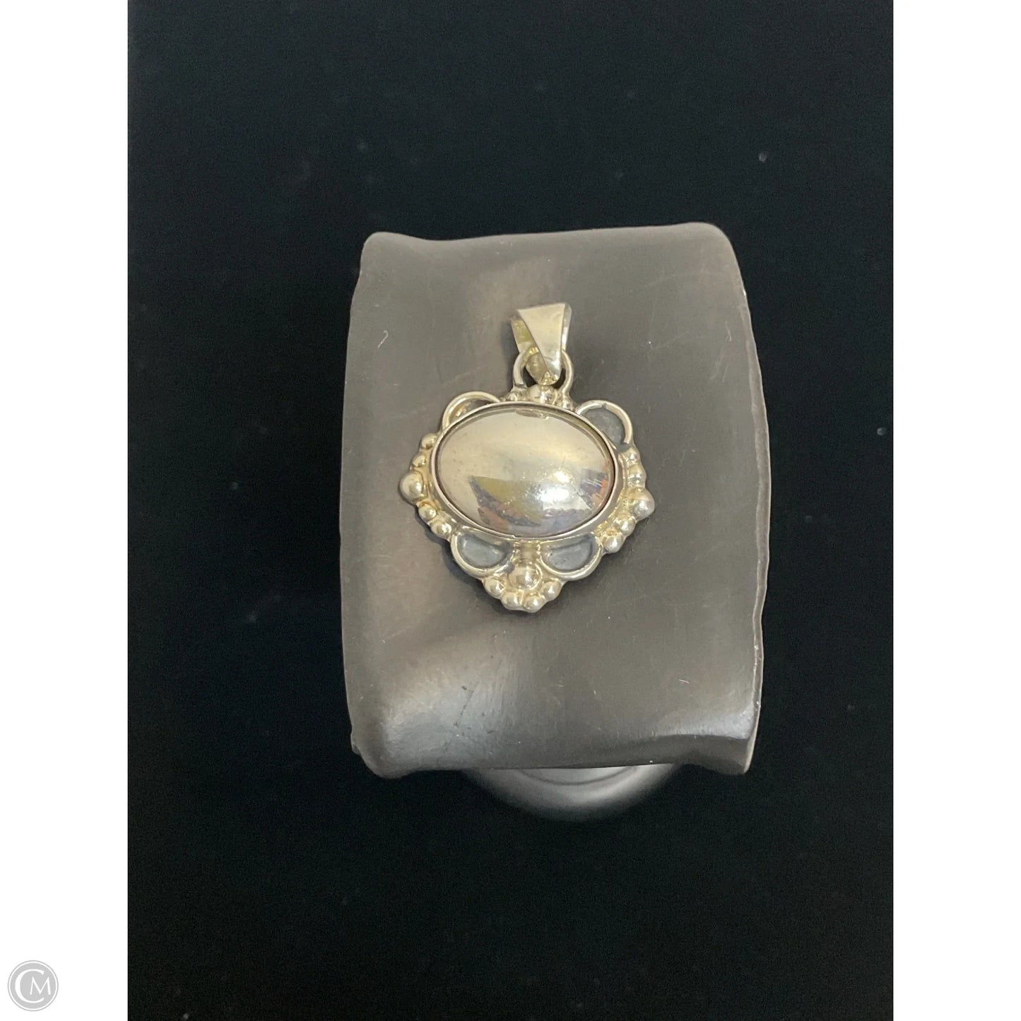 Necklace Pendant By Cmb