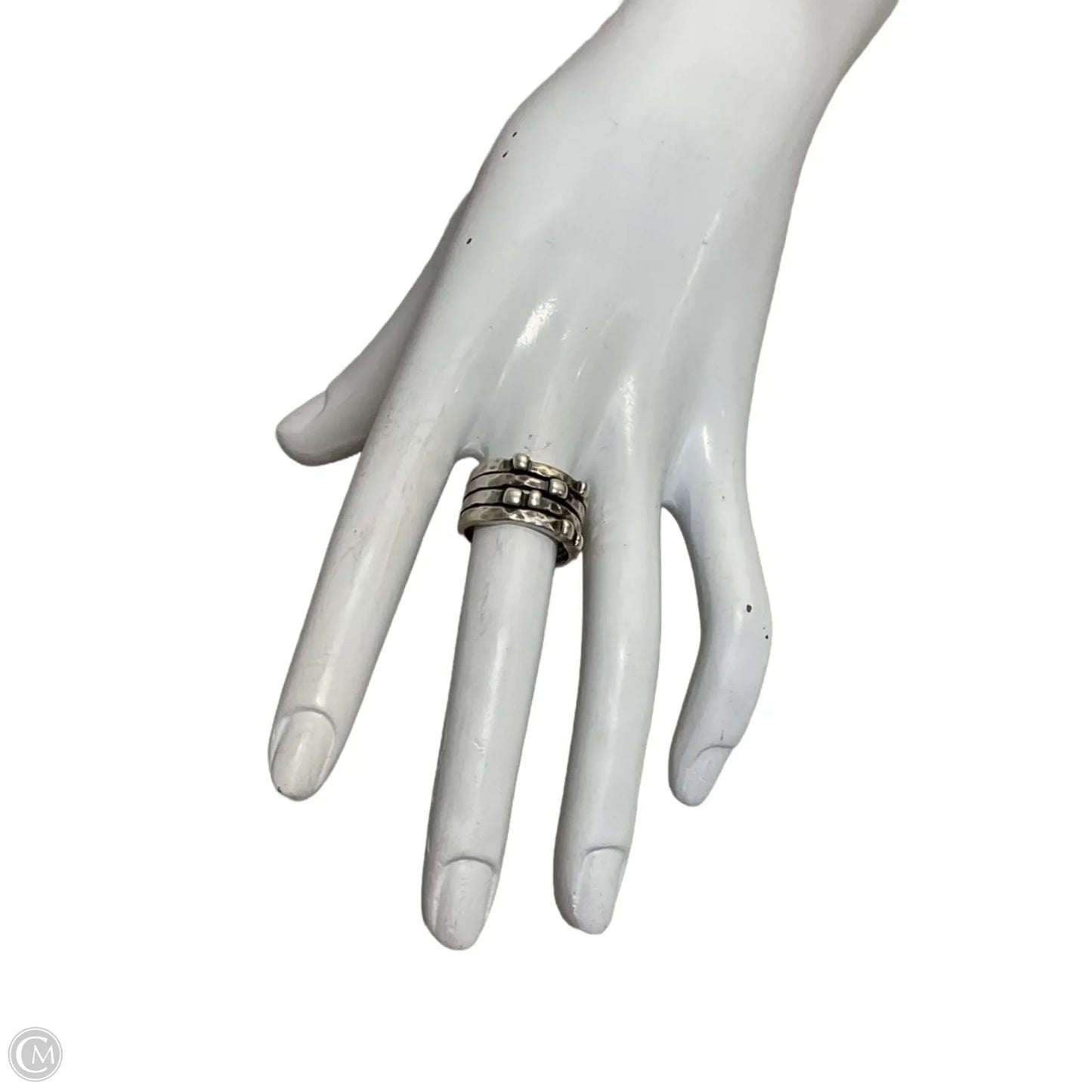 Ring Band By Clothes Mentor, Size: 7