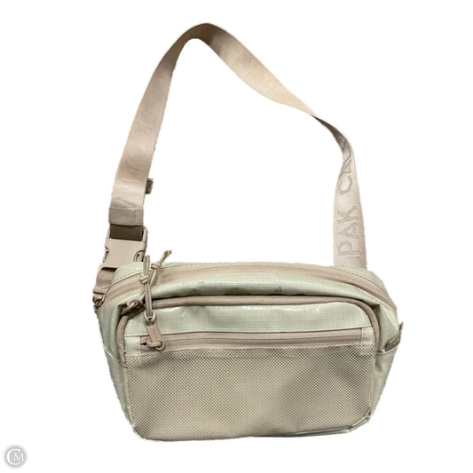 Belt Bag By Clothes Mentor, Size: Medium