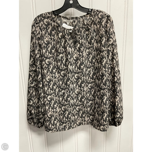Top Long Sleeve By Maurices In Grey, Size: L