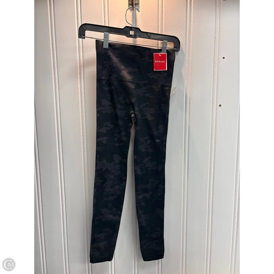 Athletic Capris By Spanx In Camouflage Print, Size: S