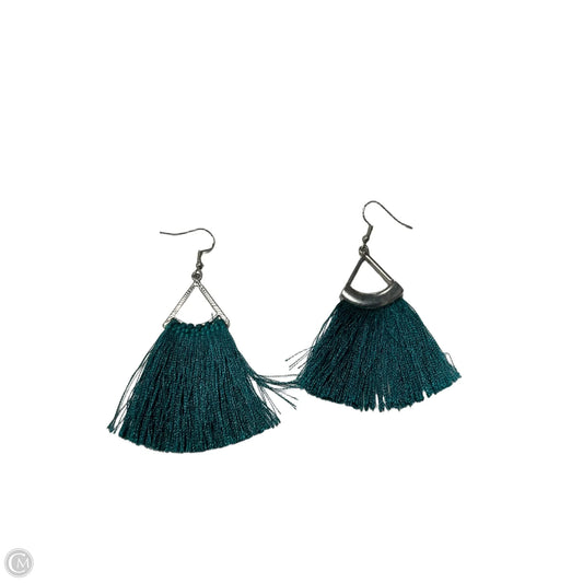 Earrings Dangle/drop By Clothes Mentor, Size: 02 Piece Set