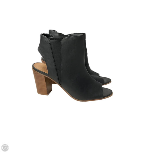 Sandals Heels Block By Crown Vintage In Black, Size: 8