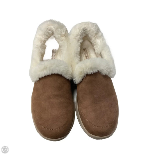 Shoes Flats By Skechers In Tan, Size: 6.5