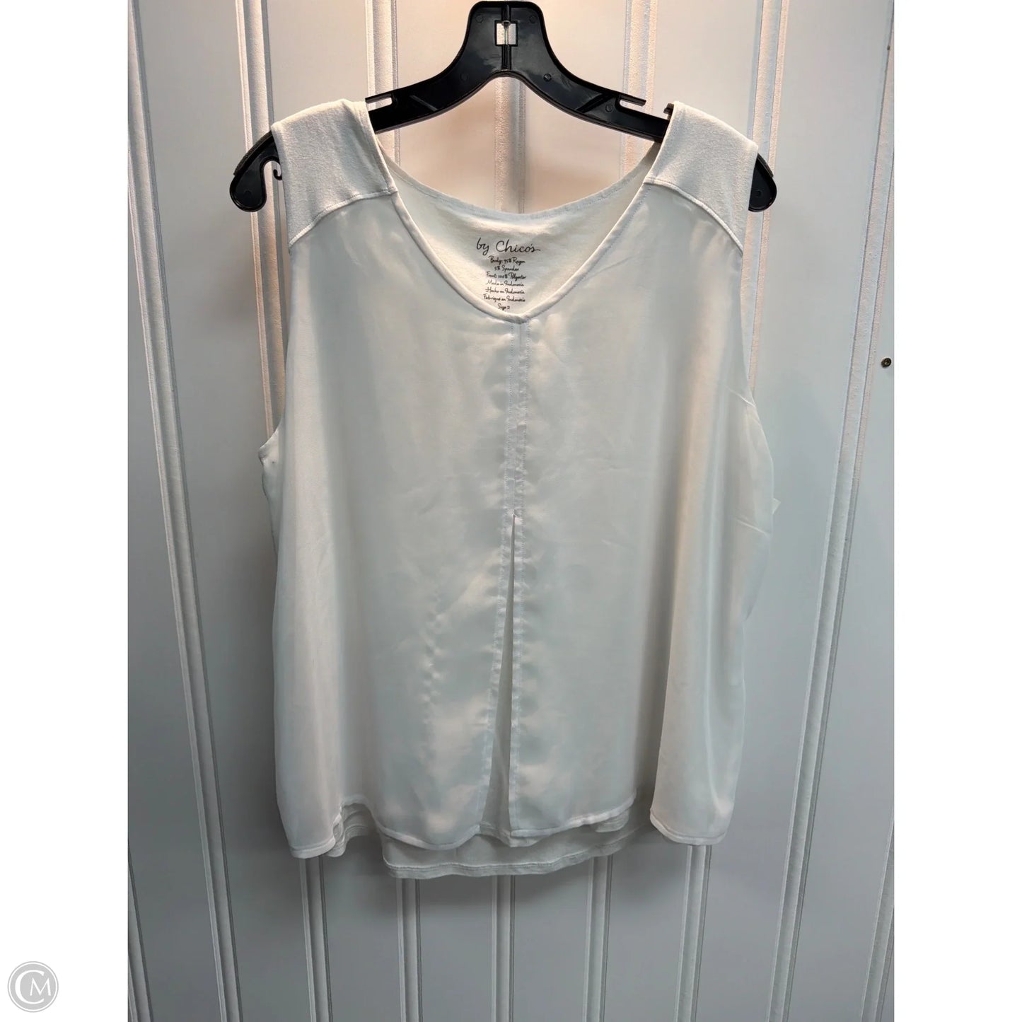 Top Sleeveless By Chicos In White, Size: L