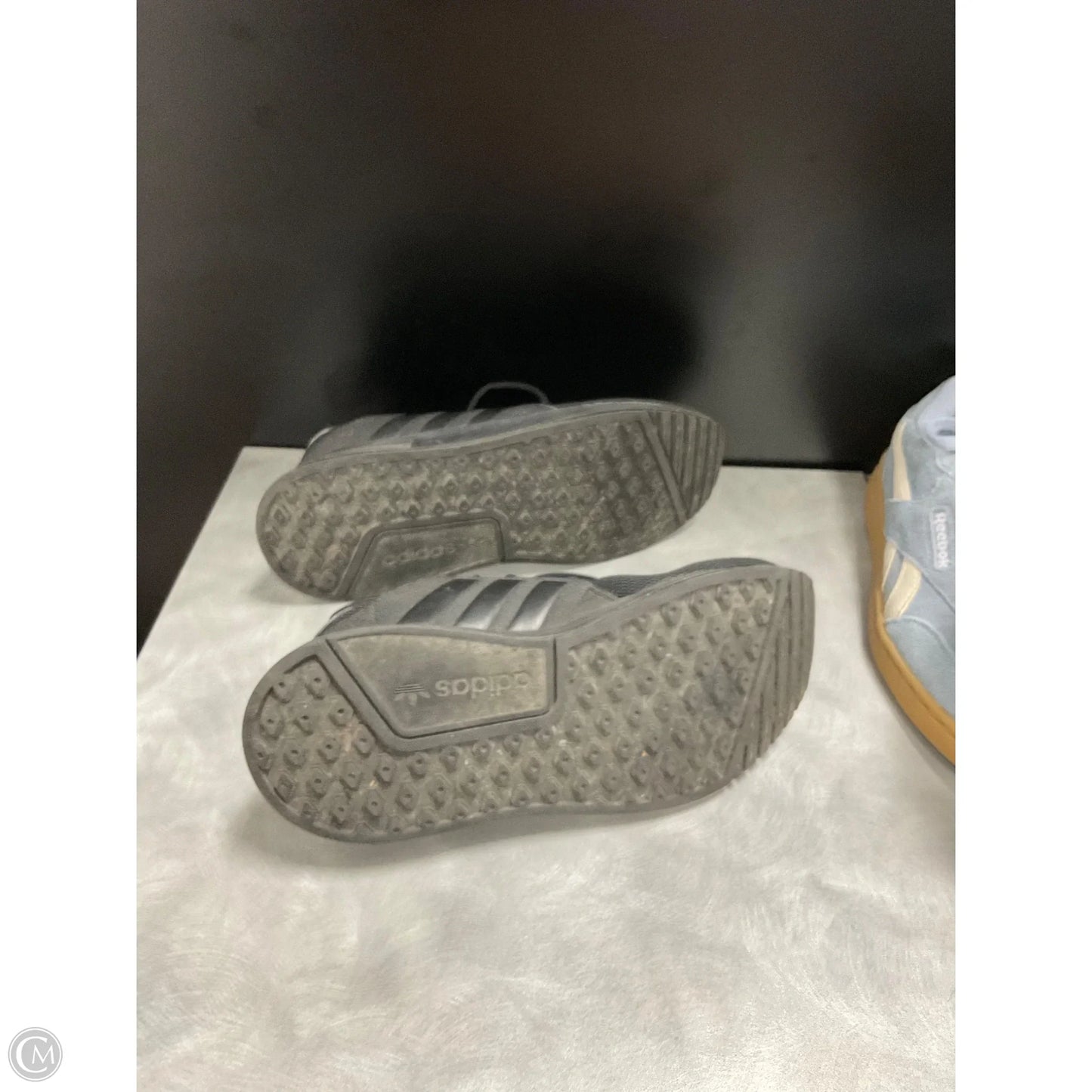 Shoes Athletic By Adidas In Black, Size: 5
