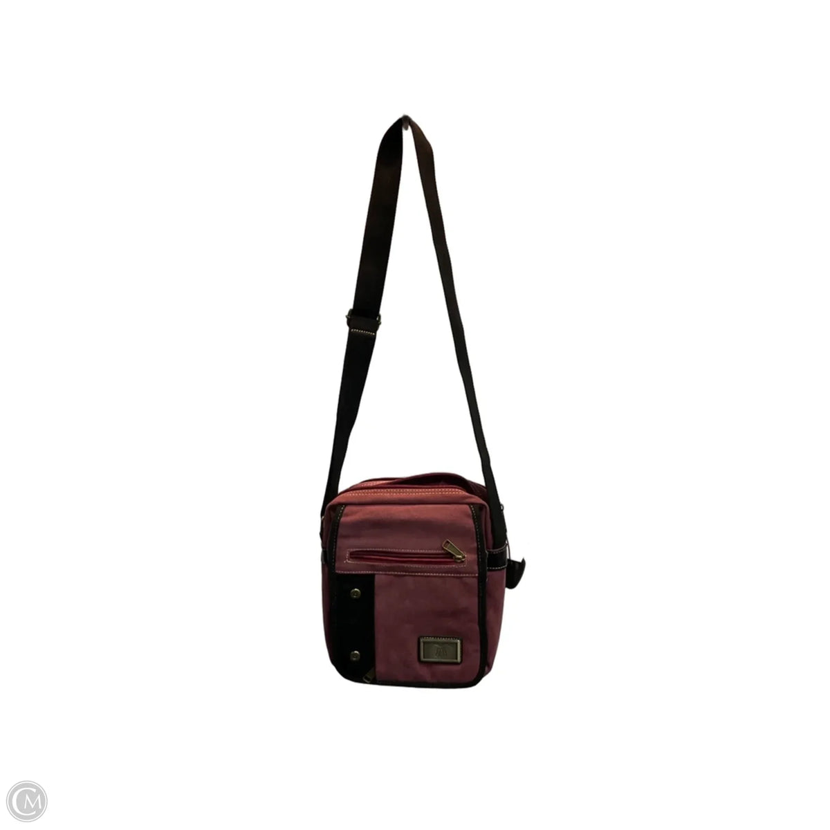 Crossbody By Clothes Mentor, Size: Medium