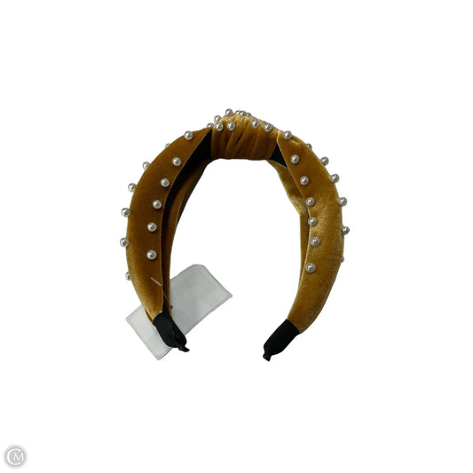 Hair Accessory By Clothes Mentor, Size: Medium