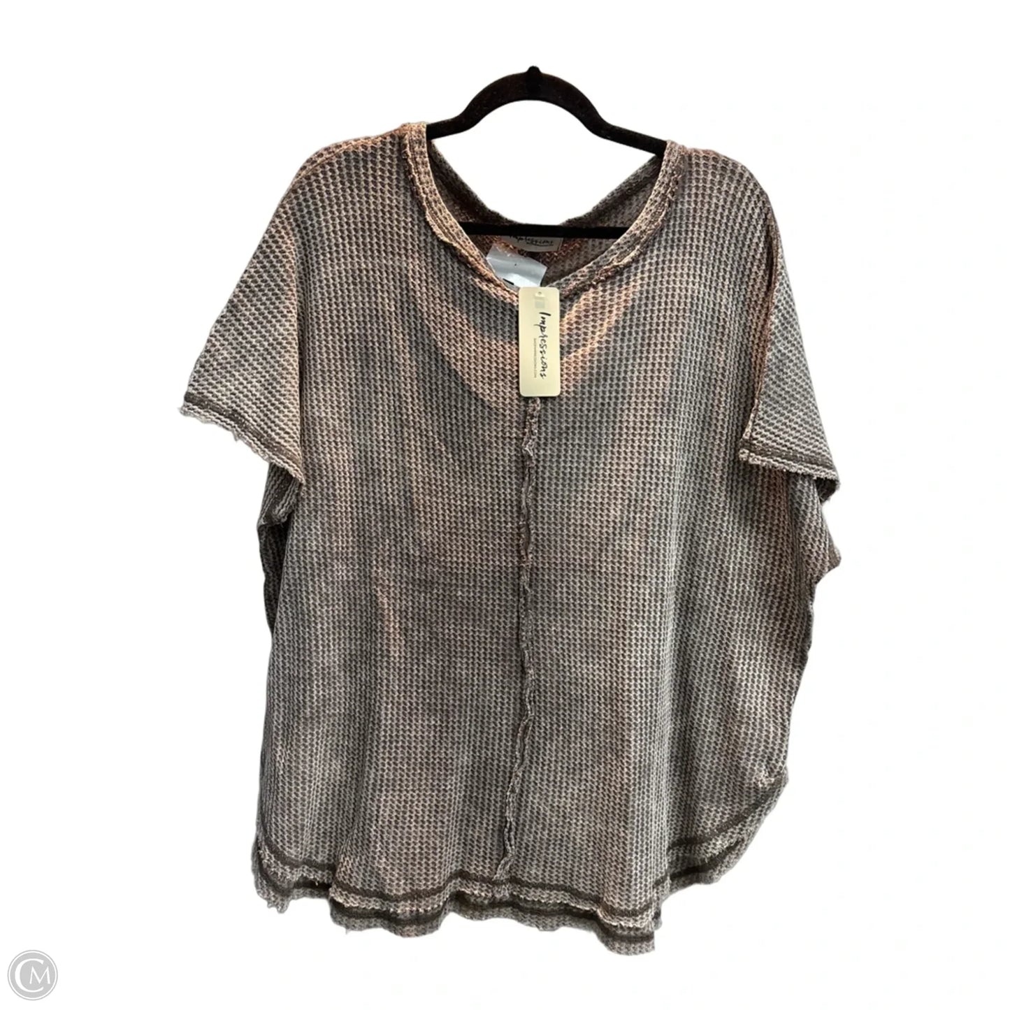 Top Short Sleeve By Impressions In Beige, Size: L