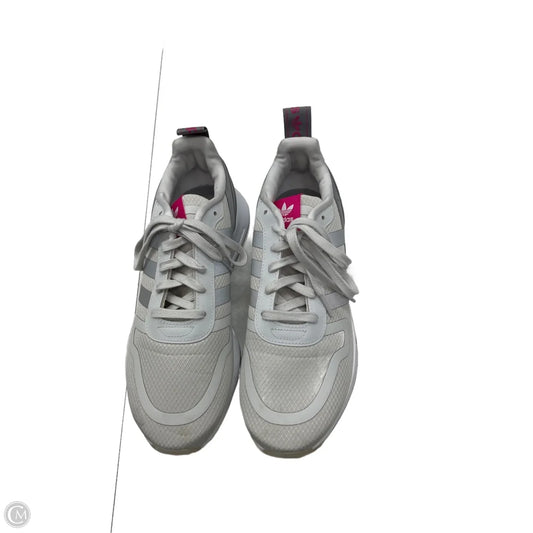 Shoes Athletic By Adidas In White, Size: 9.5